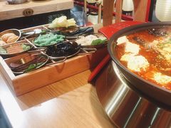-三顾烤庐·烤鱼·烧烤·龙虾(奉贤店)
