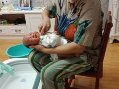 -爱贝尔高端月嫂(母婴护理)