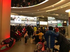 -冰纷万象滑冰场(沈阳万象城店)