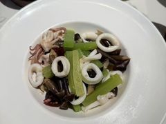 -广府汤语·靓汤·早茶·小粤菜(仁恒梦店)