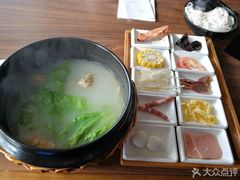 -老妈米线(港龙店)