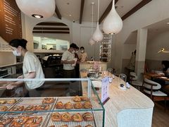 -VERIE BAKEHOUSE