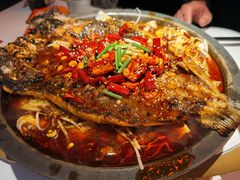 -鸣记脆皮烤鱼(三八广场店)