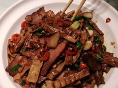烟笋炒腊肉-沽上民肴·海鲜锅贴·天津菜(福州道鸿正家园店)