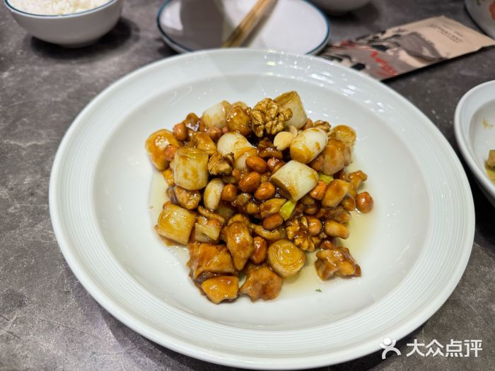 闫府私房菜·百年鲁菜(恒隆店)图片