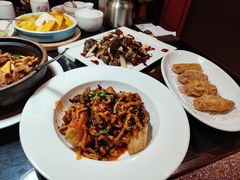 -新白鹿餐厅(百联中环店)