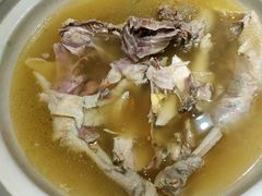 -房县土本味土鸡汤特色餐厅(沌口店)