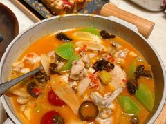 泡椒牛蛙-弄堂里(西溪龙湖天街店)