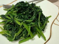 清炒茼蒿-三利音·东方司宴(外滩店)