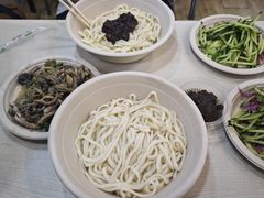 -黑八私房老北京炸酱面