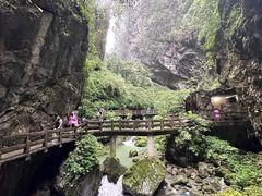 -龙水峡地缝景区