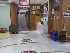 -雅悦齿科(顾村公园店)