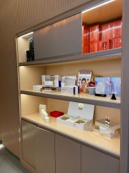 -PE SALON