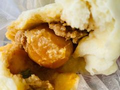 咸蛋黄超人包-老陶包子铺(南大西南村店)
