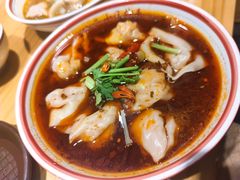 -八二小区抄手(龙湖上城天街店)