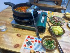 -黔二妞地摊火锅(龙华清湖店)