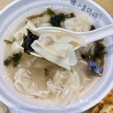 杭州美食｜蛮不讲理的香脆！一口爆汁的鲜肉锅贴