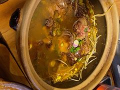 -有红鸡毛店·砂锅菜(抚琴夜市店)