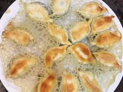 -周家大连水饺(美专校街店)