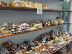 -雀食面包店(钟楼店)