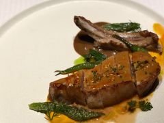 伊比利亚猪里脊 配烧辣椒于湖南辣椒酱-Bistro Wang 牛排馆