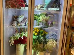 -花邻FloweringLife花艺气球派对(武康大楼店)