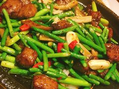 小炒肉-俊江南时尚创意餐厅