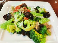 -那家老院子东北菜·饺子·小鸡炖蘑菇(艳华街店)