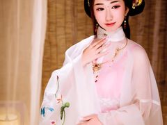 -九月鹰飞汉服摄影工作室