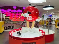 -m豆巧克力世界(上海世茂广场店)