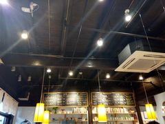 -猫的天空之城概念书店(杭州南宋御街店)