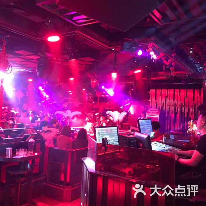 五月花酒吧(香格里拉店)图片 第6张