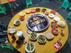 -毛毛老火锅(八年观音桥店)