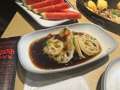 -万里闯关东铁锅炖菜馆(高新旗舰店)
