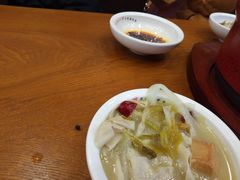 -周鱼小馆石锅酸菜鱼(活力汇店)