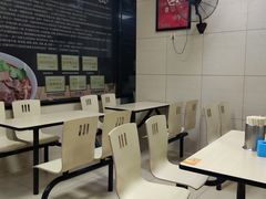 大堂-江三王记牛杂馆(总店)