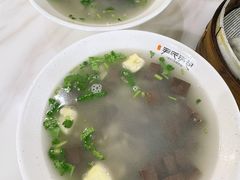 招牌鸭血粉丝汤-百年尹氏汤包(湖南路狮子桥店)