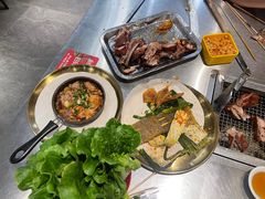 -新鞑烤羊腿(康平路店)