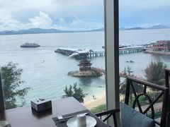 -蜈支洲岛珊瑚酒店临海阁中餐厅