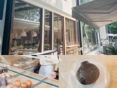 -VERIE BAKEHOUSE