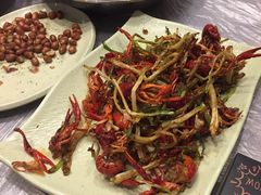 -巴厘龙虾·榜首油焖大虾(音乐学院·沿江酒馆店)