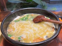 -银米·云南传统过桥米线(双廊黑金冠店)