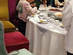 -一家人(凯旋路店)