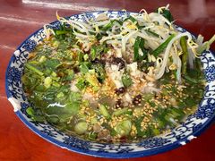 -巍山𤆵肉饵丝