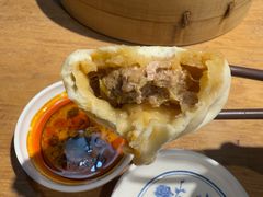 老济南猪肉大葱包-草包包子铺(宽厚里店)