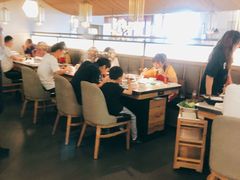 大堂-左庭右院鲜牛肉火锅(浦江欢乐颂店)