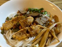 -牛八宝桂林米粉(八里庄店)