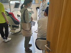 -上海仁爱医院口腔科 · 种植