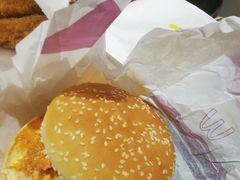 -麦当劳(长江西路得来速店)