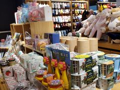 -九木杂物社(新奥购物中心店)